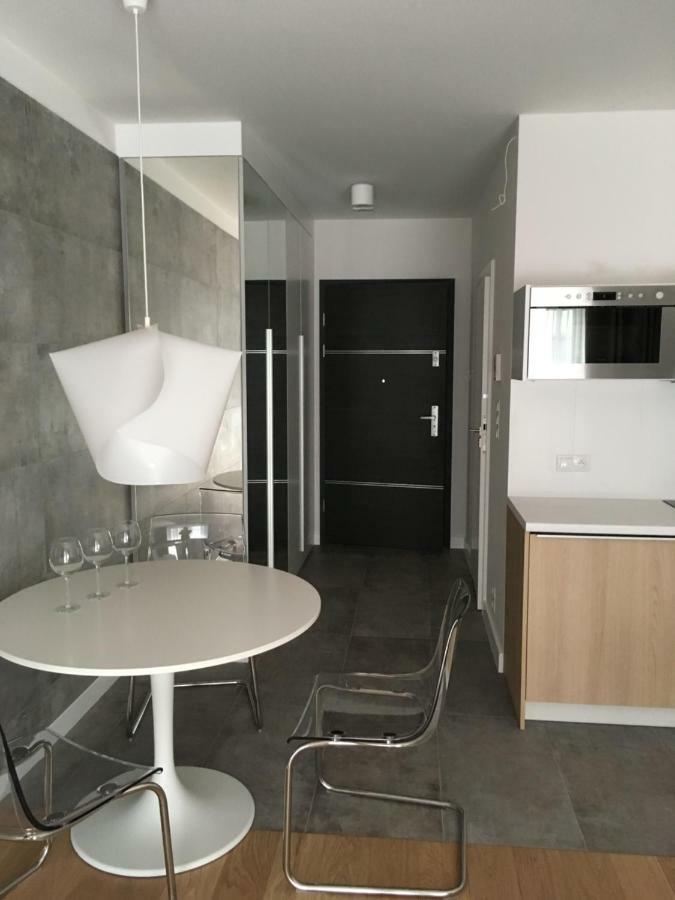 Apartment In The Gantry Hall - W19 Cracovia Exterior foto